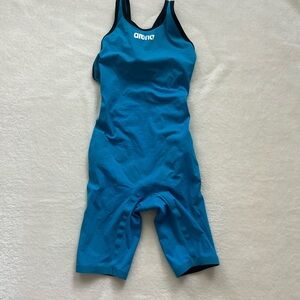 Women’s Blue Arena Kneeskin Tech suit